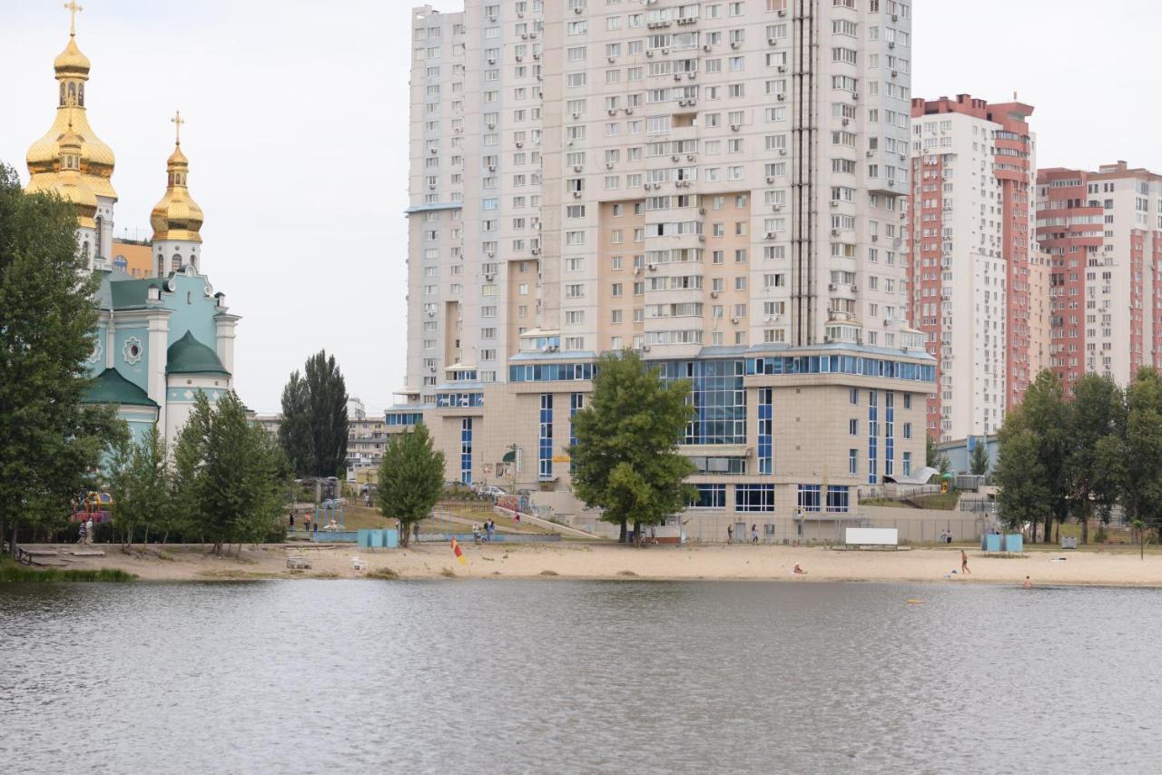 Apart Hotel Lake Apartments 3* קייב
