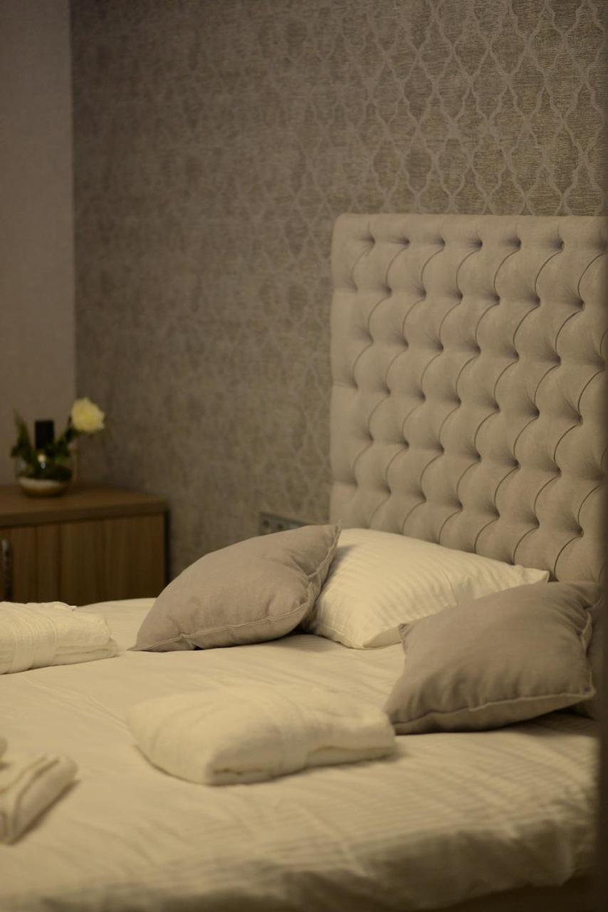 מלון דירות Apart Hotel Lake Apartments 3*