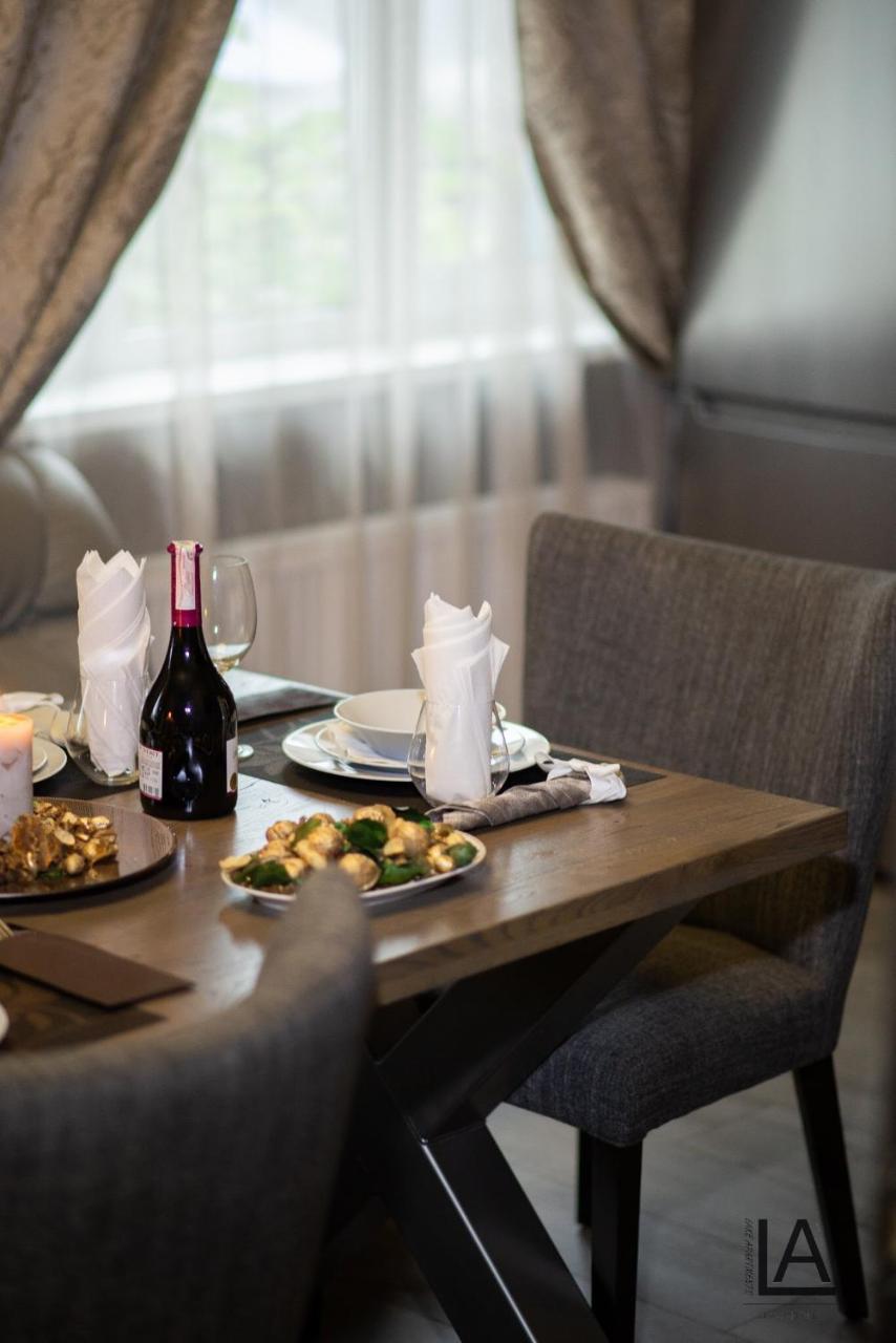 Apart Hotel Lake Apartments 3* קייב